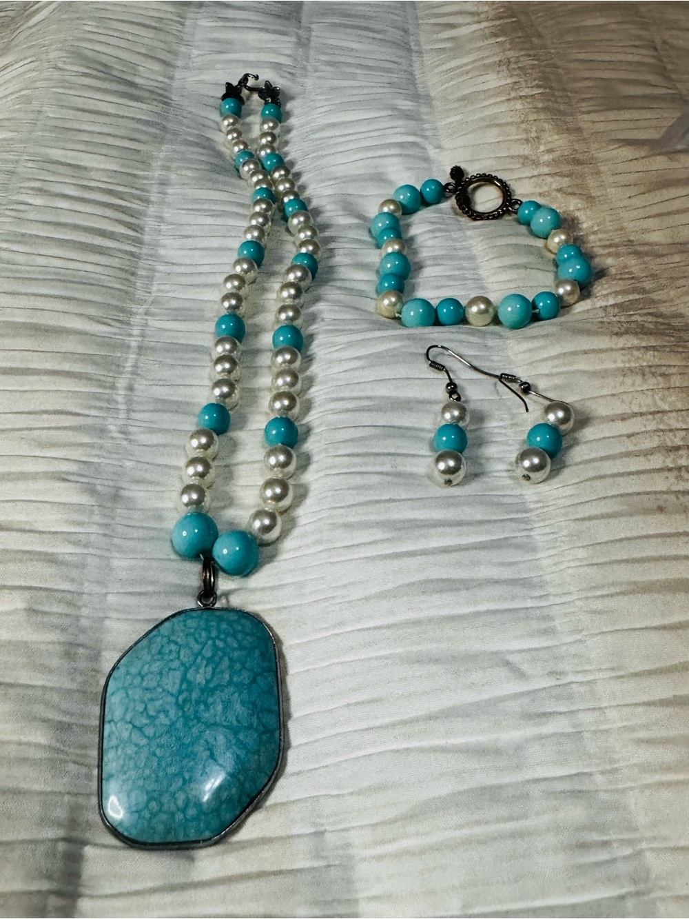 Handmade Turquoise Pearl Pendant Necklace Set - Unbranded
